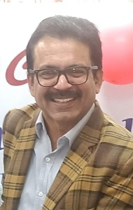 Dr pardip mahindera