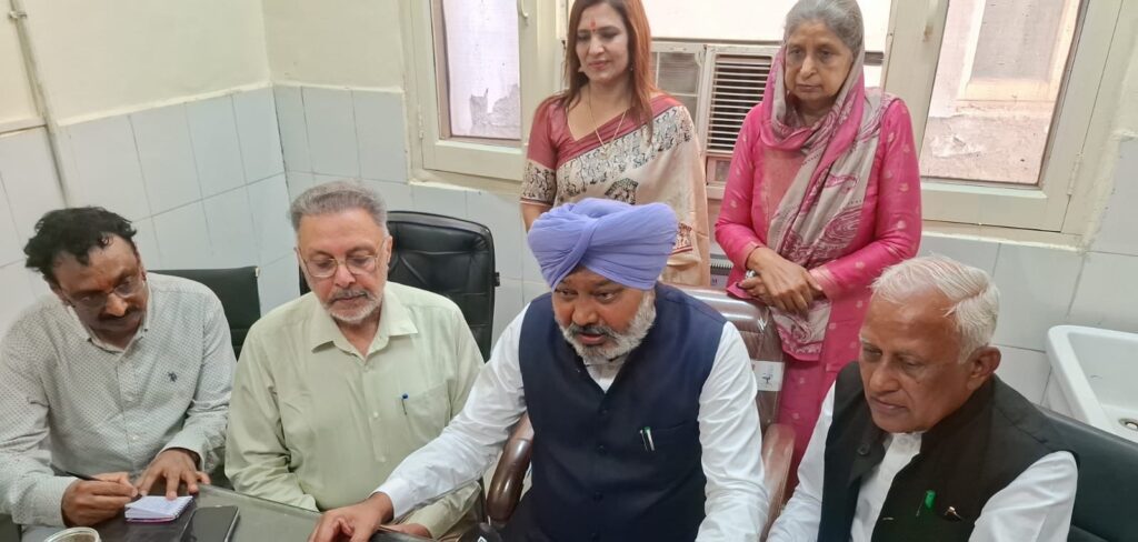 Press note image