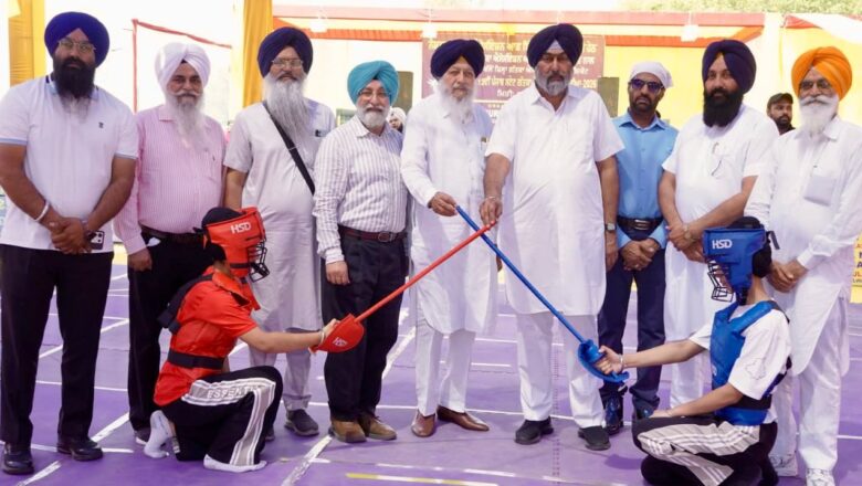 ਲੜਕੀਆਂ ਦੀ 12ਵੀਂ ਰਾਜ ਗੱਤਕਾ ਚੈਂਪੀਅਨਸ਼ਿਪ ਦੀ ਕੋਟਕਪੂਰਾ ਵਿਖੇ ਹੋਈ ਰਸਮੀ ਸ਼ੁਰੂਆਤ : ਡਾ. ਢਿੱਲੋਂ