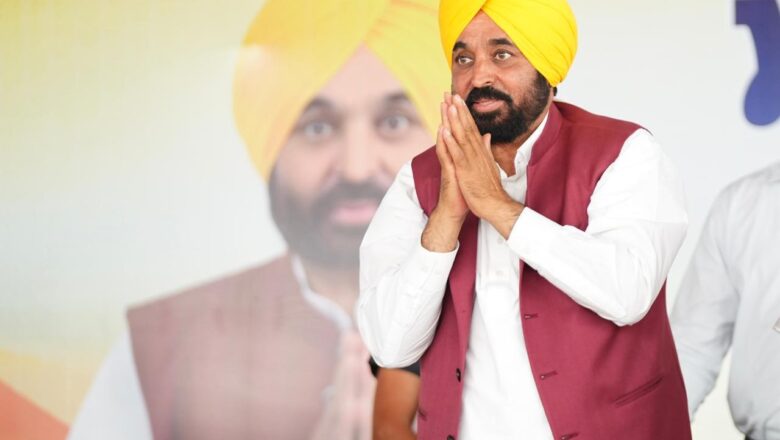 ਭਗਵੰਤ ਮਾਨ ਸਰਕਾਰ ਦੀ ਇਤਿਹਾਸਕ ਪਹਿਲ, ਪੰਜਾਬ ਦੇ 40 ਲੱਖ ਗਰੀਬ-ਦਲਿਤ-ਪੱਛੜੇ ਵਰਗ ਦੇ ਪਰਿਵਾਰਾਂ ਨੂੰ ਮੁਫਤ ਰਾਸ਼ਨ ਕਿੱਟ ਮਿਲਣੀ ਸ਼ੁਰੂ