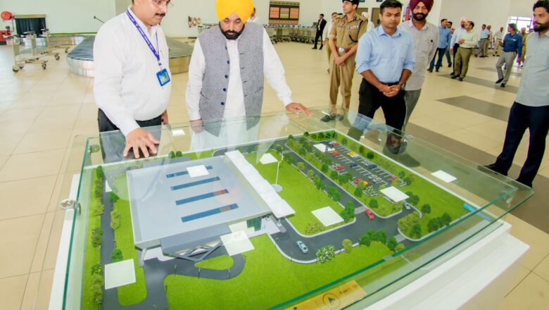 ਹਲਵਾਰਾ ਹਵਾਈ ਅੱਡੇ ਦਾ ਨਾਂ ਸ਼ਹੀਦ ਕਰਤਾਰ ਸਿੰਘ ਸਰਾਭਾ ਦੇ ਨਾਮ ਉਤੇ ਹੋਵੇ: ਭਗਵੰਤ ਸਿੰਘ ਮਾਨ