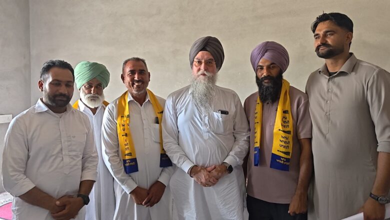 ਸਪੀਕਰ ਸੰਧਵਾ ਪਿੰਡ ਧੂੜਕੋਟ ਵਿਖੇ ਪੀਰ ਬੇਰੀ ਜੀ ਦੇ ਸਲਾਨਾ ਭੰਡਾਰੇ ਵਿਚ ਹੋਏ ਨਤਮਸਤਕ
