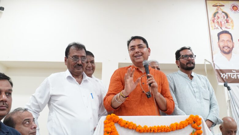 ਅਗਰਵਾਲ ਸਮਾਜ ਵੱਲੋਂ ਕੈਬਨਿਟ ਮੰਤਰੀ ਅਮਨ ਅਰੋੜਾ ਅਤੇ ਨਗਰ ਕੌਂਸਲ ਟੀਮ ਦਾ ਸਨਮਾਨ