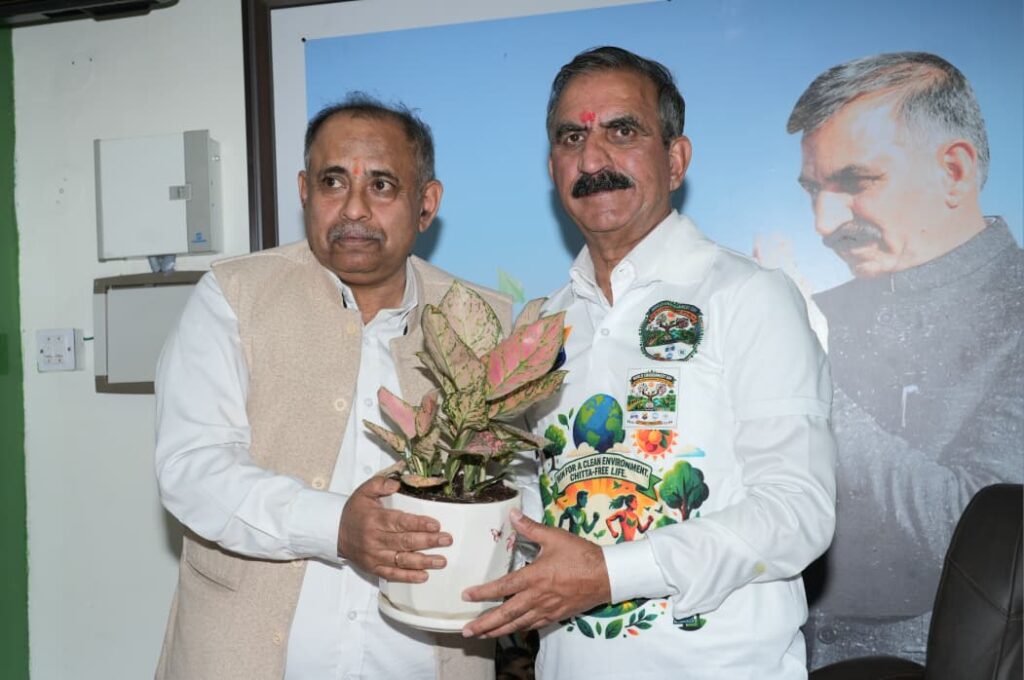 HCM Inaugurate the First Phase of Chinar Tree Plantation (3)