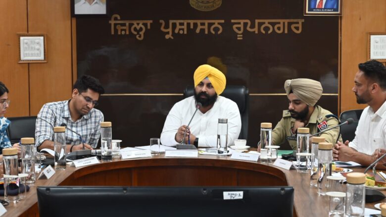 ਜ਼ਿਲ੍ਹਾ ਰੂਪਨਗਰ ‘ਚ ਸੇਫ ਪੰਜਾਬ ਪੋਰਟਲ ਦੁਆਰਾ ਪ੍ਰਾਪਤ ਗੁਪਤ ਸੂਚਨਾ ਤਹਿਤ 417 ਨਸ਼ਾ ਤਸਕਰਾਂ ਵਿਰੁੱਧ ਮਾਮਲੇ ਦਰਜ – ਹਰਜੋਤ ਬੈਂਸ