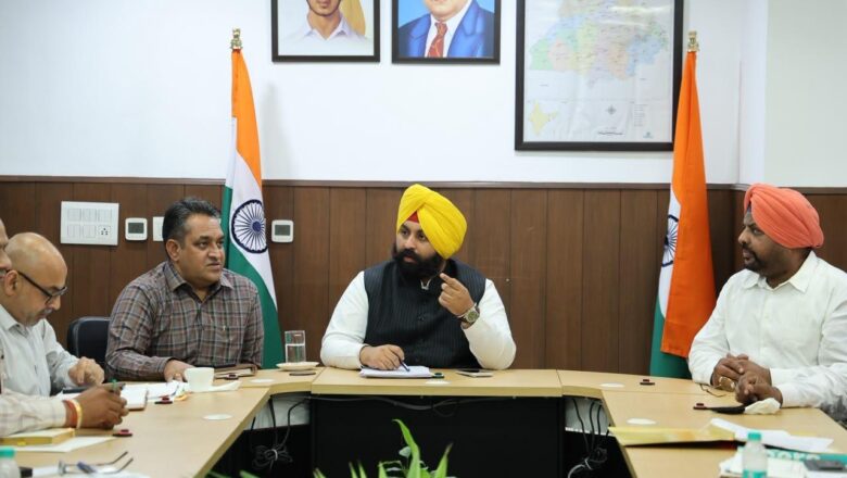 ਸਥਾਨਕ ਸਰਕਾਰਾਂ ਮੰਤਰੀ ਹਰਜੋਤ ਸਿੰਘ ਬੈਂਸ ਵੱਲੋਂ ਟ੍ਰਾਈਸਿਟੀ ਨਾਲ ਲਗਦੇ ਕਸਬਿਆਂ ਵਿੱਚ ਸ਼ਹਿਰੀ ਬੁਨਿਆਦੀ ਢਾਂਚੇ ਸਬੰਧੀ ਵੱਖ-ਵੱਖ ਪ੍ਰਾਜੈਕਟਾਂ ਦਾ ਐਲਾਨ