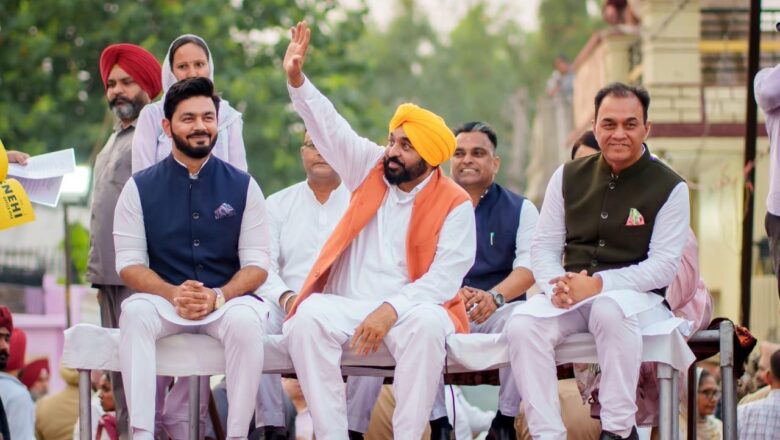 ਰਵਾਇਤੀ ਸਿਆਸੀ ਪਾਰਟੀਆਂ ਮੈਨੂੰ ਬਦਨਾਮ ਕਰਨ ਲਈ ਧਰਮ ਦੀ ਦੁਰਵਰਤੋਂ ਕਰ ਰਹੀਆਂ ਹਨ, ਉਹ ਇਸ ਗੱਲ ਨੂੰ ਹਜ਼ਮ ਨਹੀਂ ਕਰ ਪਾ ਰਹੀਆਂ ਕਿ ਤੁਹਾਡਾ ਪੁੱਤਰ ਪੰਜਾਬ ਵਿੱਚ ਇਮਾਨਦਾਰੀ ਨਾਲ ਸਰਕਾਰ ਚਲਾ ਰਿਹਾ ਹੈ: ਮੁੱਖ ਮੰਤਰੀ ਭਗਵੰਤ ਸਿੰਘ ਮਾਨ
