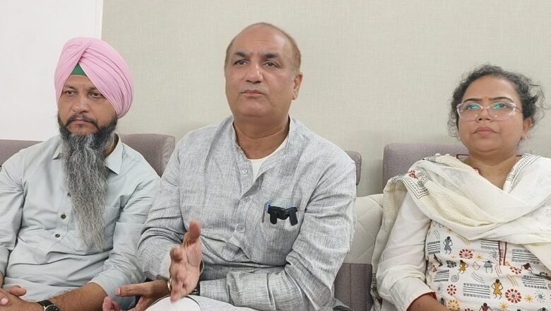 ਮੁਕੇਰੀਆਂ ਤੇ ਤਲਵਾੜਾ ‘ਚ ਗੂੰਜੇਗੀ ਸ਼ਿਵ ਭਗਤੀ ਦੀ ਗੂੰਜ, ਕੈਲਾਸ਼ ਖੇਰ ਦੇਣਗੇ ਭਜਨਾਂ ਦੀ ਪੇਸ਼ਕਾਰੀ: ਦੀਪਕ ਬਾਲੀ