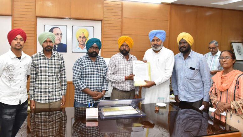 ਵਿੱਤ ਮੰਤਰੀ ਹਰਪਾਲ ਸਿੰਘ ਚੀਮਾ ਵੱਲੋਂ ਜਾਇਜ਼ ਮੰਗਾਂ ਦੇ ਹੱਲ ਲਈ ਵੱਖ-ਵੱਖ ਮੁਲਾਜ਼ਮ ਯੂਨੀਅਨਾਂ ਨਾਲ ਮੀਟਿੰਗਾਂ