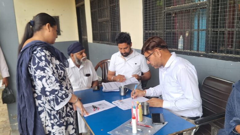 ਐਸ.ਆਈ.ਆਰ ਦੇ ਦੋ ਰੋਜ਼ਾ ਵਿਸ਼ੇਸ਼ ਕੈਂਪਾਂ ਨੂੰ ਮਿਲਿਆ ਜ਼ਿਲ੍ਹਾ ਵਾਸੀਆਂ ਦਾ ਭਰਵਾਂ ਹੁੰਗਾਰਾ
