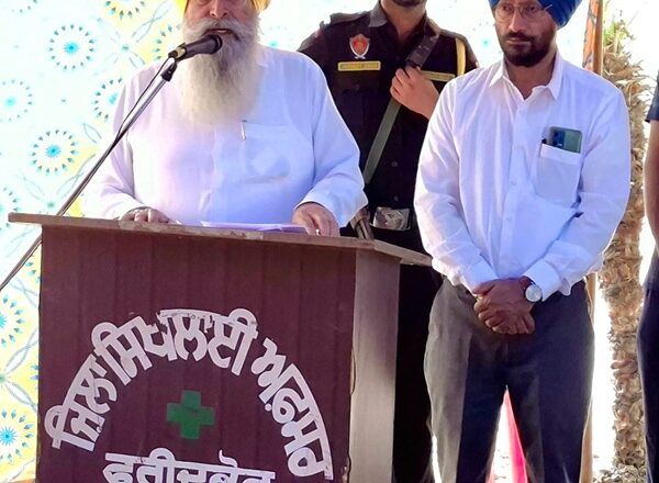 ਖੇਤੀਬਾੜੀ ਮੰਤਰੀ ਸ. ਗੁਰਮੀਤ ਸਿੰਘ ਖੁੱਡੀਆਂ ਨੇ ਸਟੇਟ ਐਗਮਾਰਕ ਲੈਬ ਫ਼ਰੀਦਕੋਟ ਵਿਖੇ ਆਧੁਨਿਕ ਕਿਸਾਨ ਸਿਖਲਾਈ ਹਾਲ ਦਾ ਨੀਂਹ ਪੱਥਰ ਰੱਖਿਆ