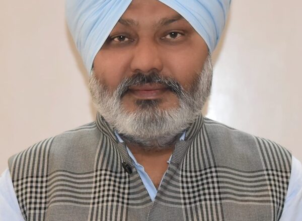 ਪੰਜਾਬ ਸਰਕਾਰ ਦਿਵਾਲੀ ਤੋਂ ਪਹਿਲਾਂ ਗਰੁੱਪ-ਡੀ ਮੁਲਾਜ਼ਮਾਂ ਨੂੰ 10,000 ਰੁਪਏ ਦਾ ਵਿਆਜ ਮੁਕਤ ਤਿਉਹਾਰੀ ਐਡਵਾਂਸ ਦੇਵੇਗੀ: ਹਰਪਾਲ ਸਿੰਘ ਚੀਮਾ